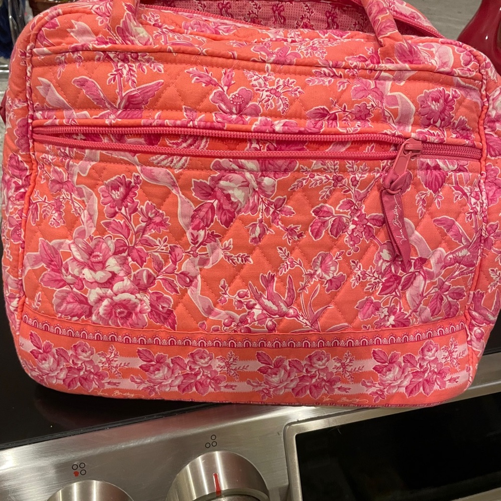 Vera Bradly quilted purse - excellent condition
